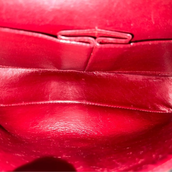 Vintage CHANEL double flap Lambskin purse - Picture 9 of 11